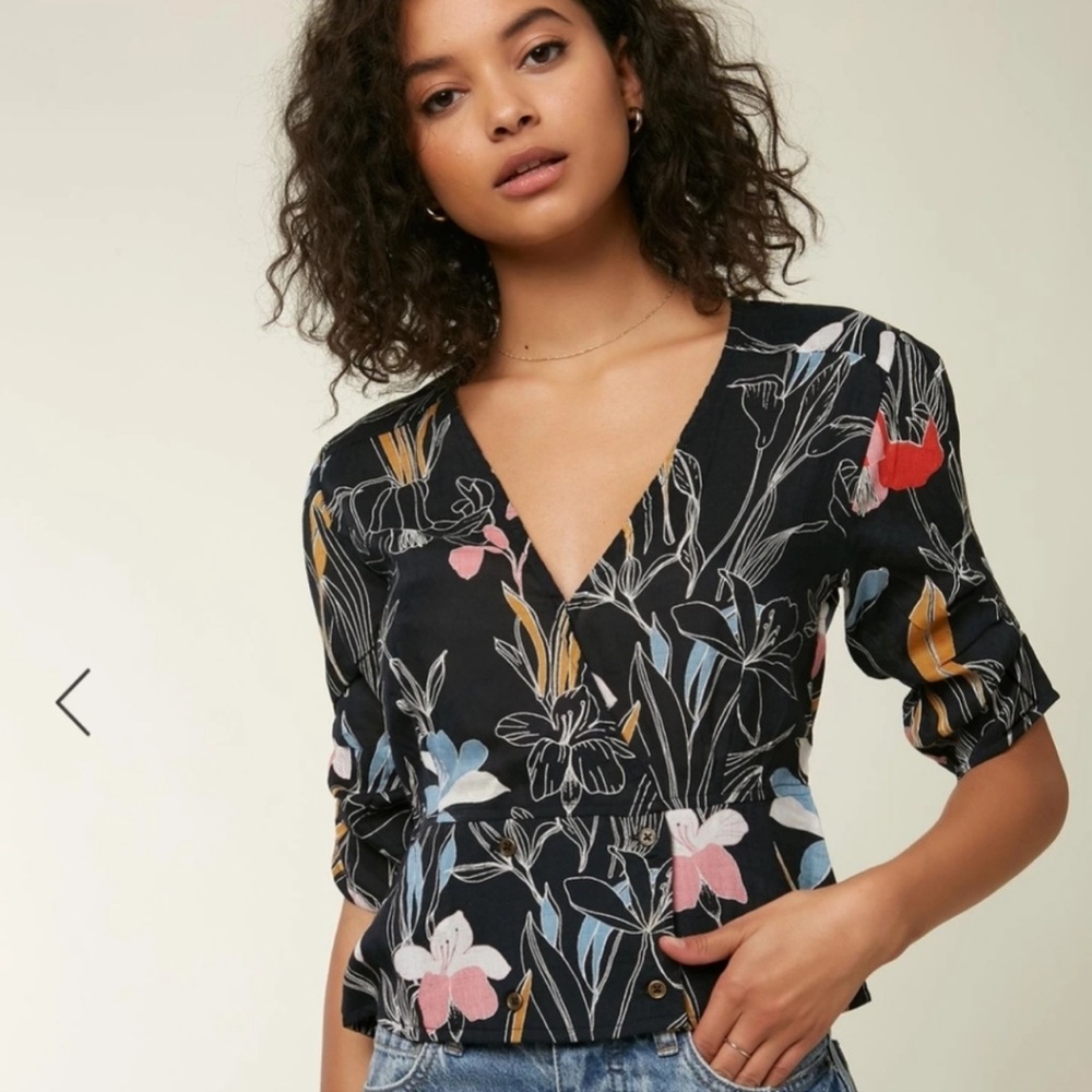 O’Neill Rachael Top 🦋 - Picture 3 of 3